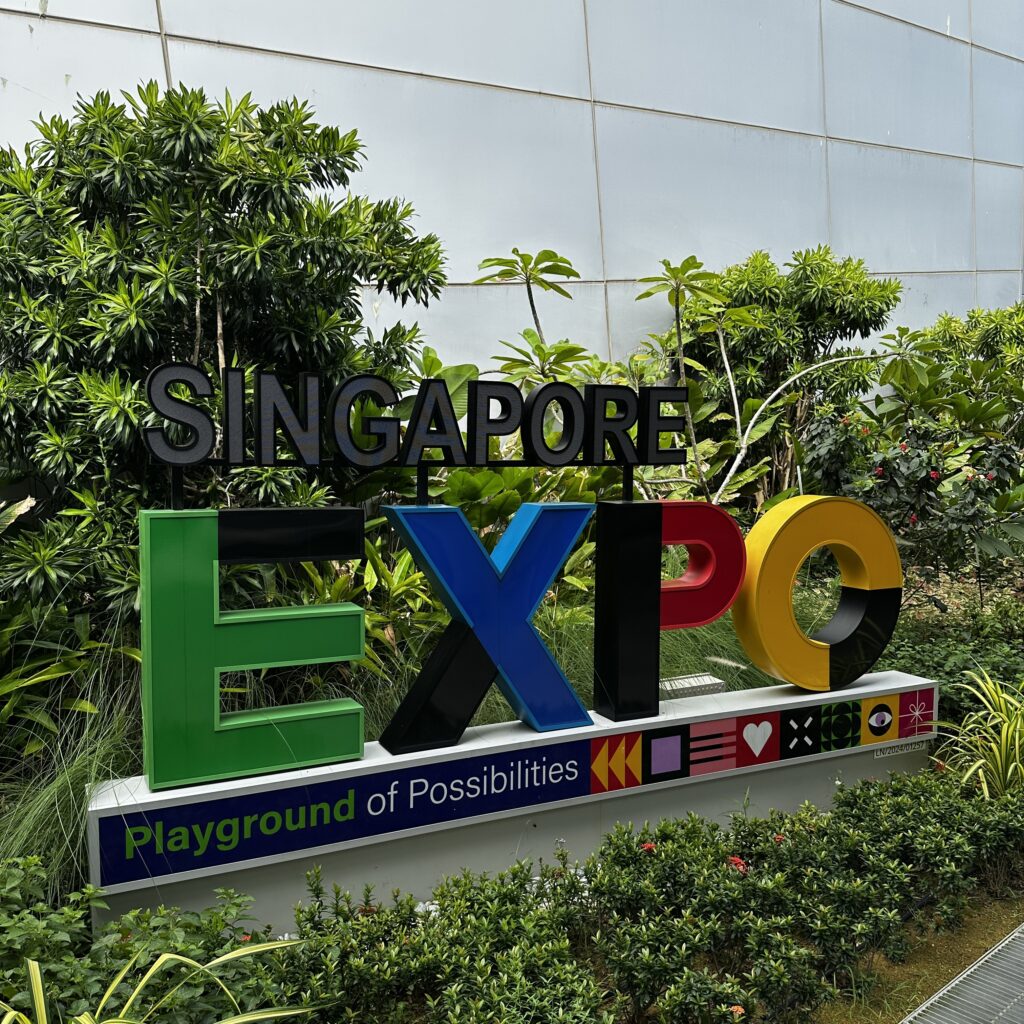 シンガポール EXPO のモニュメント